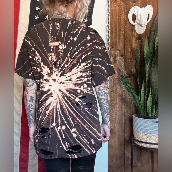 Pink Floyd Tee - Picture 3 of 3